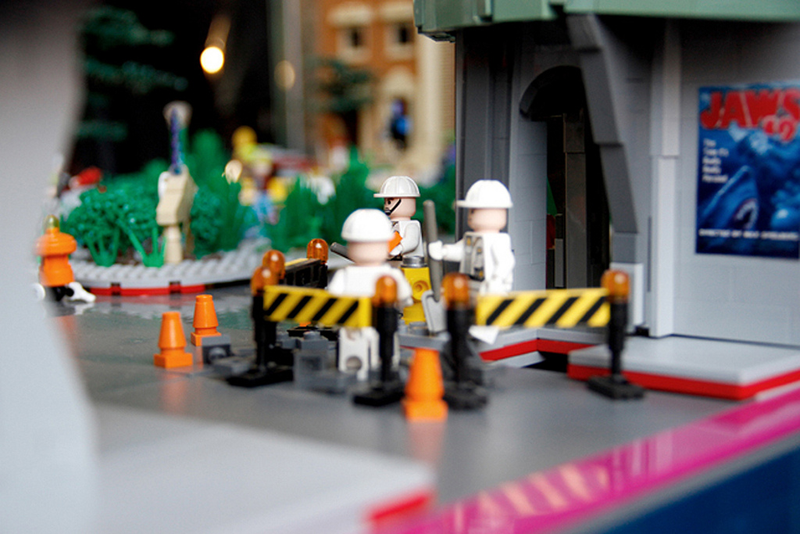Illustration for article titled Lego Back to the Future Town Should Be Turned Into an Official Lego Set